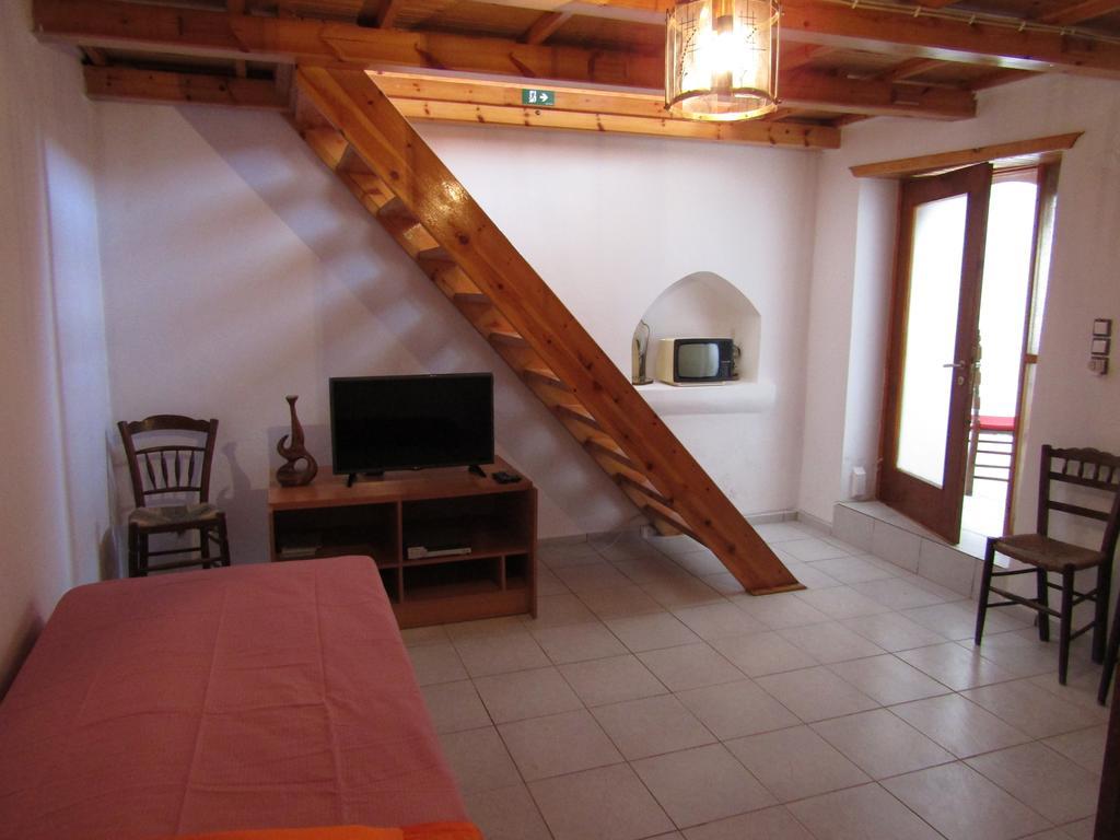 Theanos House Villa Pigi  Exterior photo