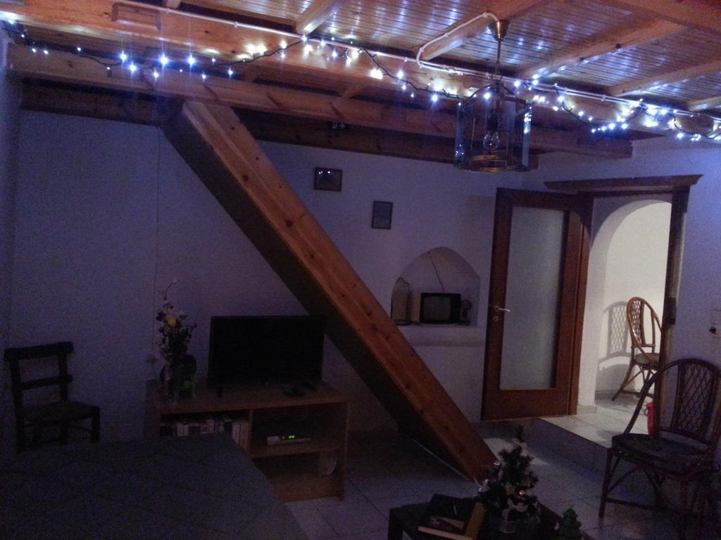 Theanos House Villa Pigi  Exterior photo
